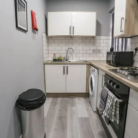 2 Bedroom Near Airport - Nec - Centre Birmingham